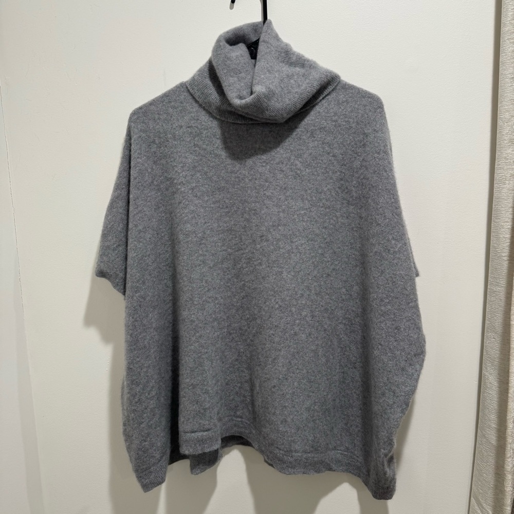 Garnet Hill 100% Cashmere‎ Gray Turtleneck Poncho Sweater Size M